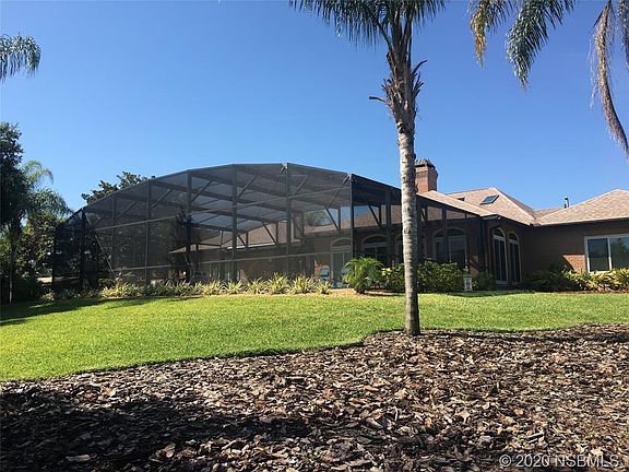 5th image of 821 Sawgrass Ln