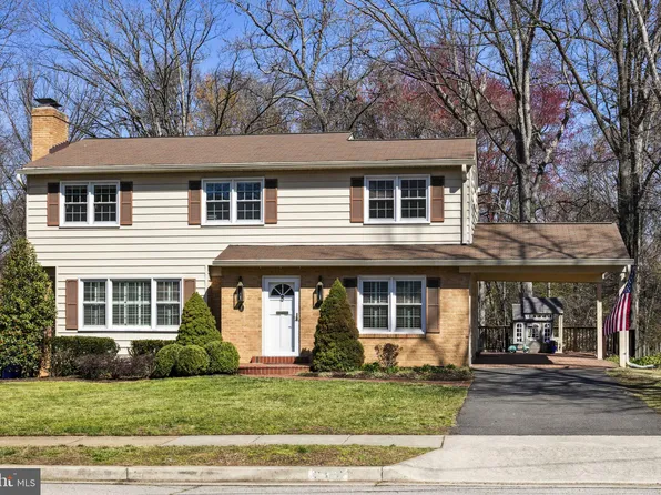 8326 Wagon Wheel Rd, Alexandria, VA 22309