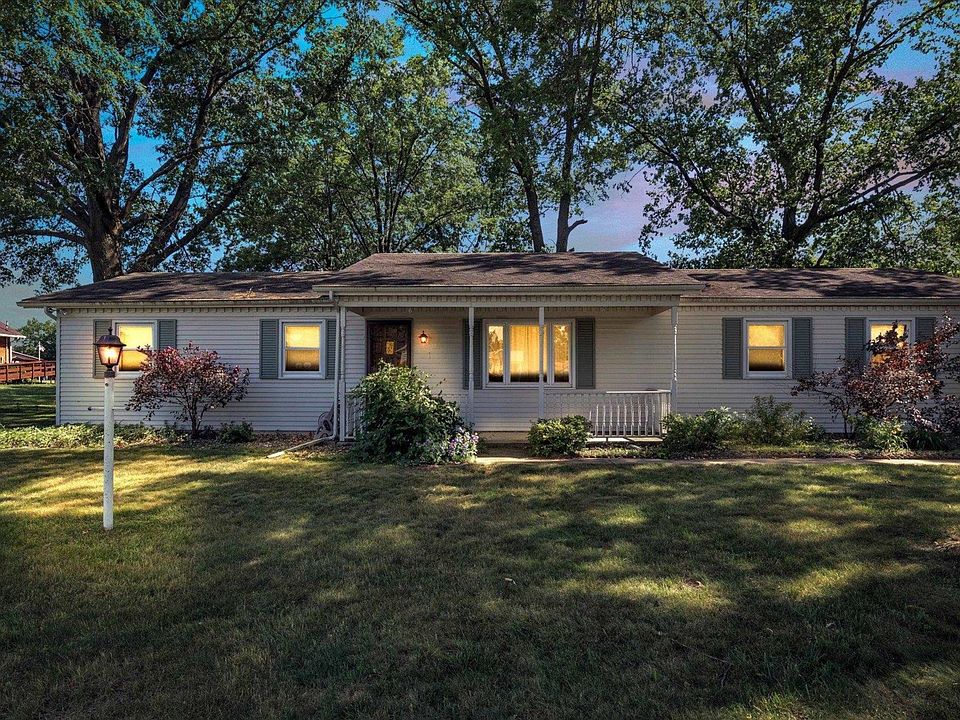 1st image of 1922 Eastwood Cir