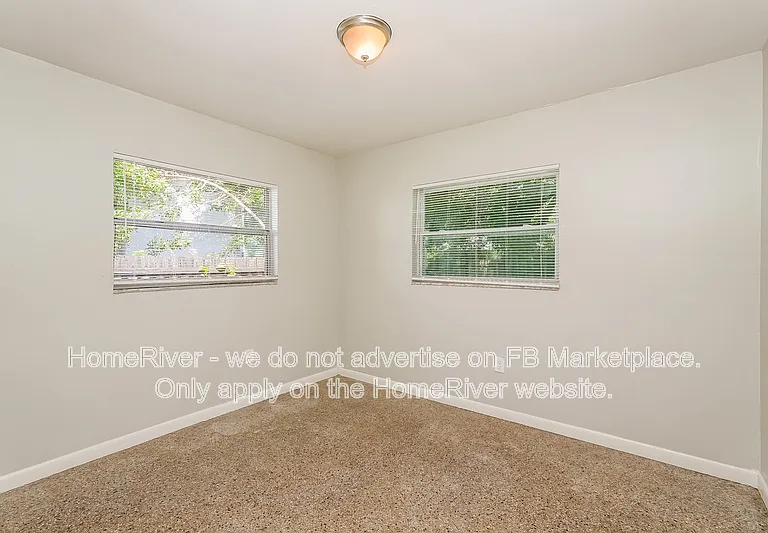 1903 W Spruce St — Photo 11