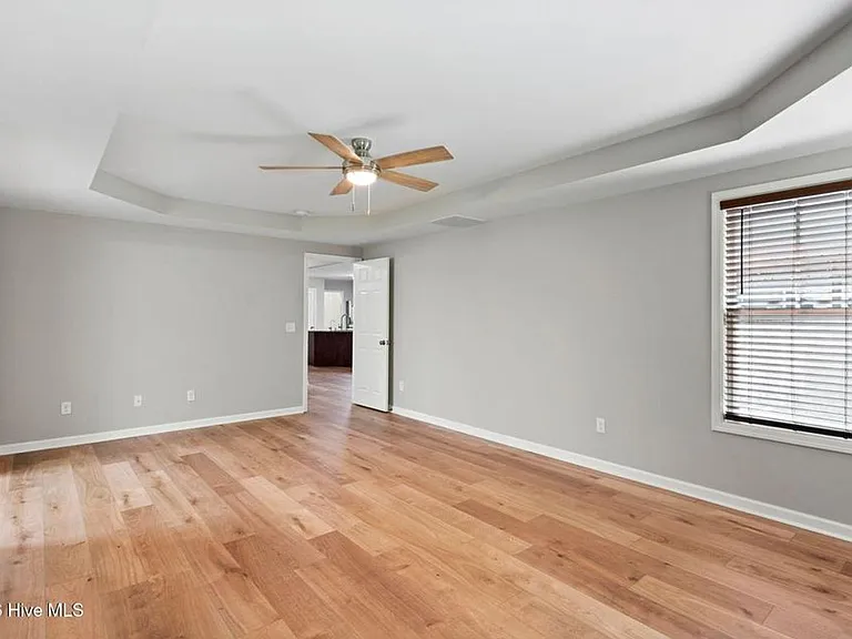 3912 Willowick Park Dr — Photo 4