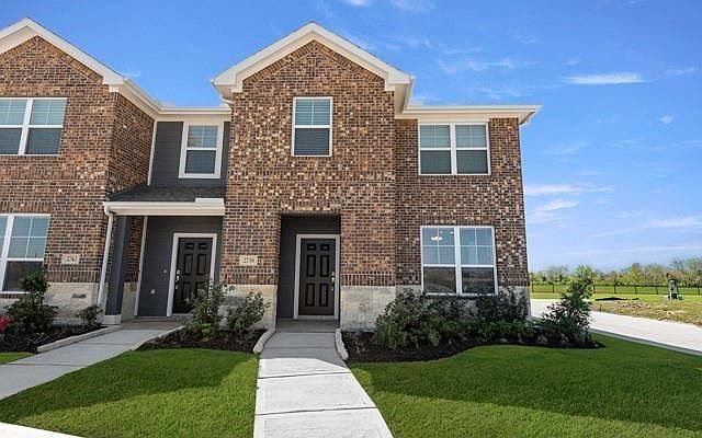 1st image of 2738 Mariposa Creek Dr