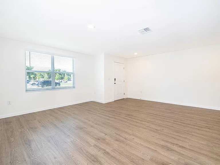 4391 Hazel St — Photo 11