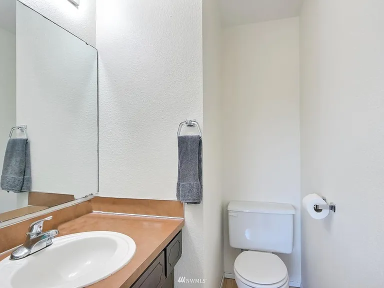 136 McKean Ct #4 — Photo 7