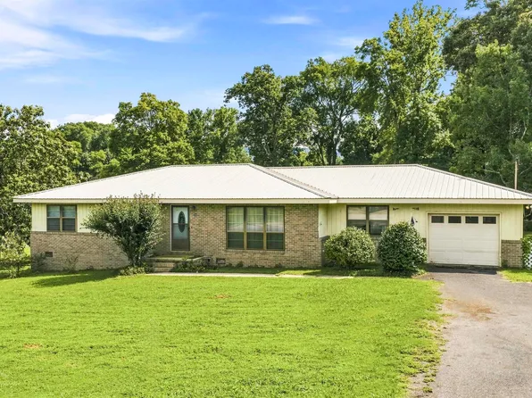 304 35th St NW, Fort Payne, AL 35967