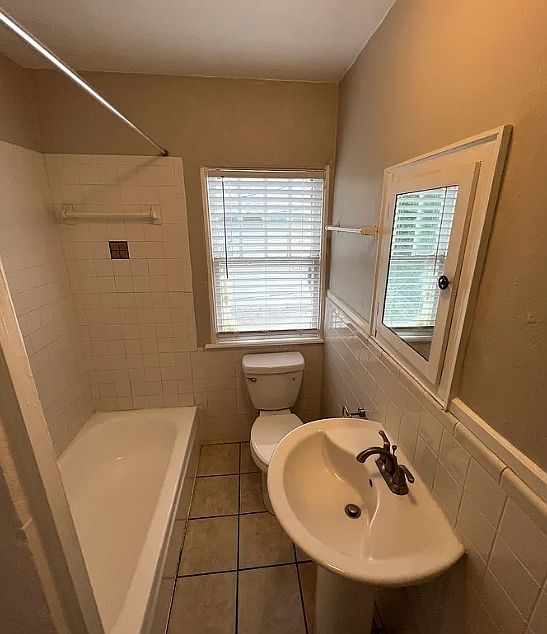 1st image of 815 15th St N #809