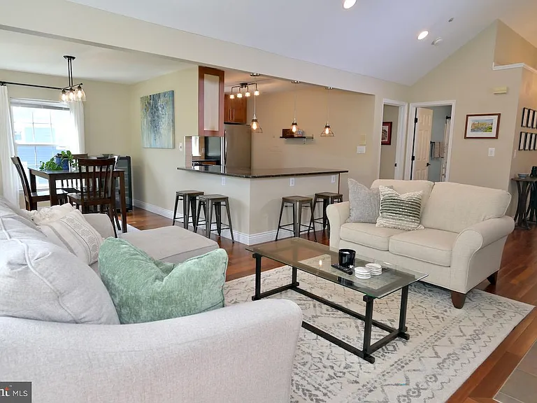 112 Kendrick Pl #34 — Photo 5