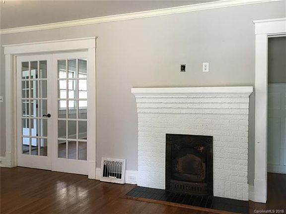 2nd image of 405 S Baldwin Ave #8