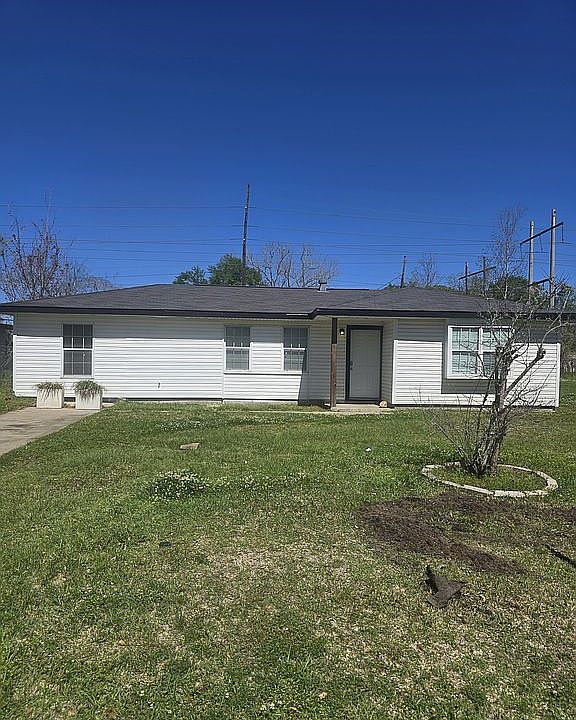 1st image of 3750 Ridgemont Dr