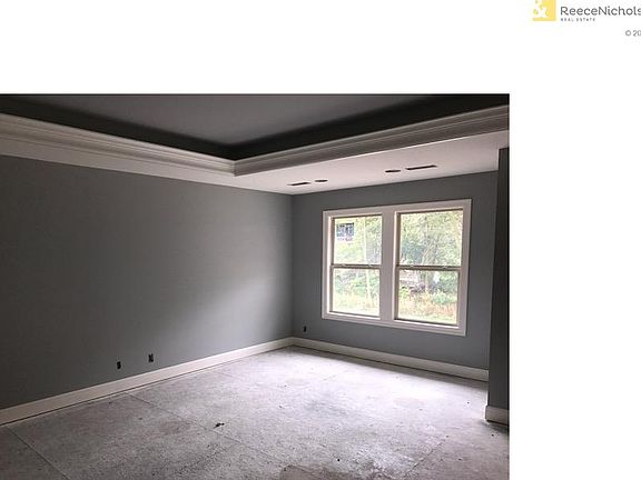 5th image of 9707 W 152nd Ter