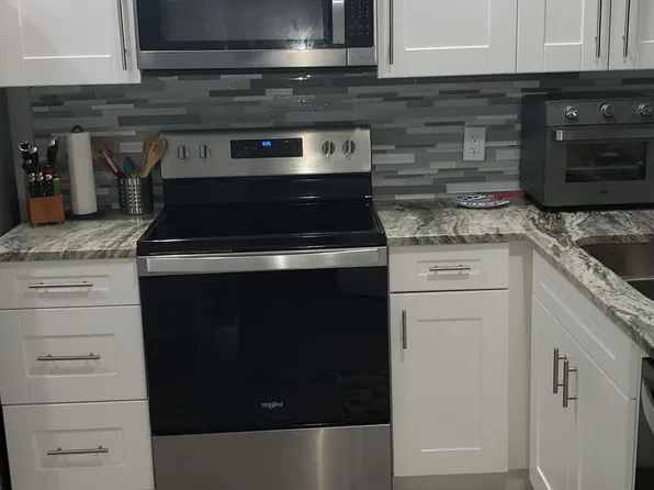 8650 Hunters Key Cir, Tampa, FL 33647