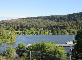 812 Hogue Dr, Klamath Falls, OR 97601