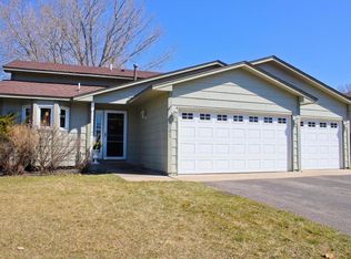 2631 Copper Cliff Trl, Woodbury, MN 55125