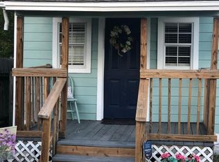 208 N Doak St, Taylor, TX 76574