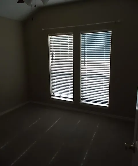 3950 Trinity Ln — Photo 10