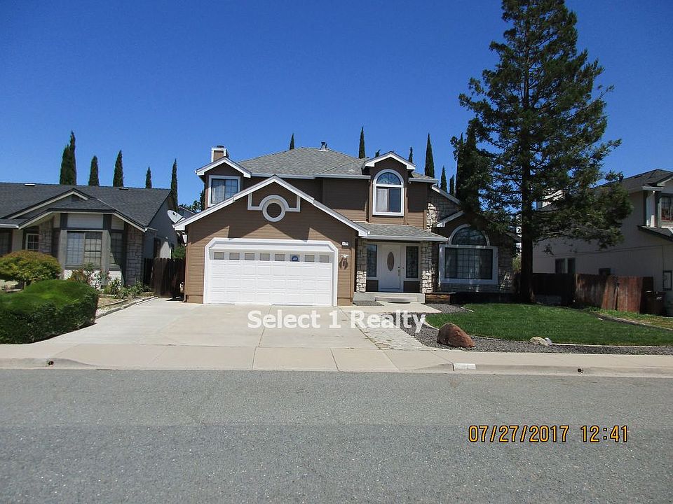 1st image of 407 Greystone Dr