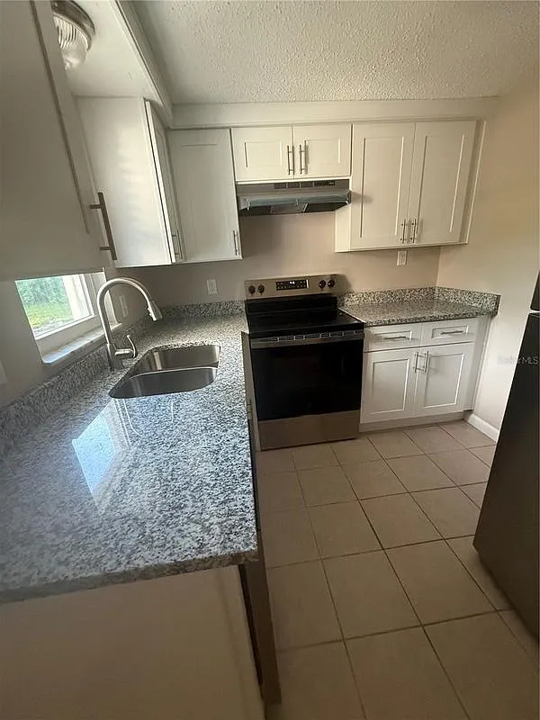 1 bed, 1.0 bath, 600 sqft, $1,350 — Photo 3