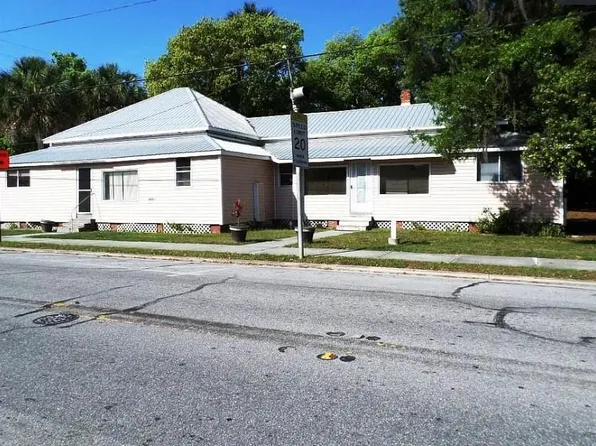 20805 Chestnut St, Dunnellon, FL 34431