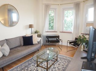 175 Kingsland Ave #2, Brooklyn, NY 11222