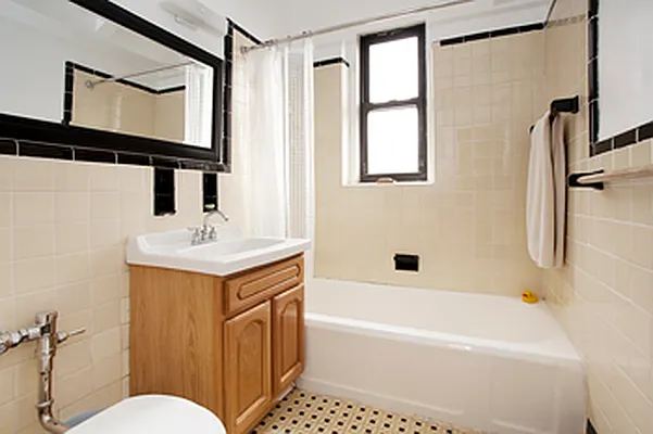 Sold by Brooklyn Hearth Realty | media 24