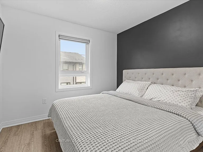 51 Sparrow Ave #56 — Photo 25