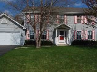 10835 Lemon Grass Ln, Roscoe, IL 61073