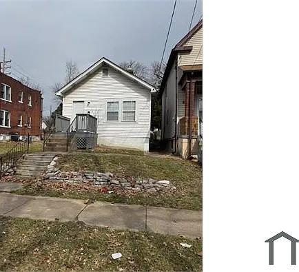 6527 Chamberlain Ave — Photo 1