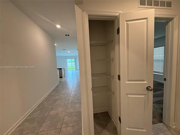 640 Daring Dr — Photo 30