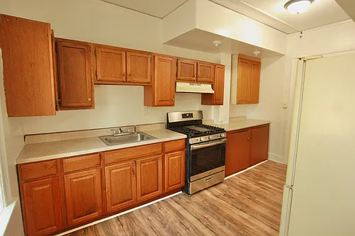 5 Ross Ct #1B Photo 1