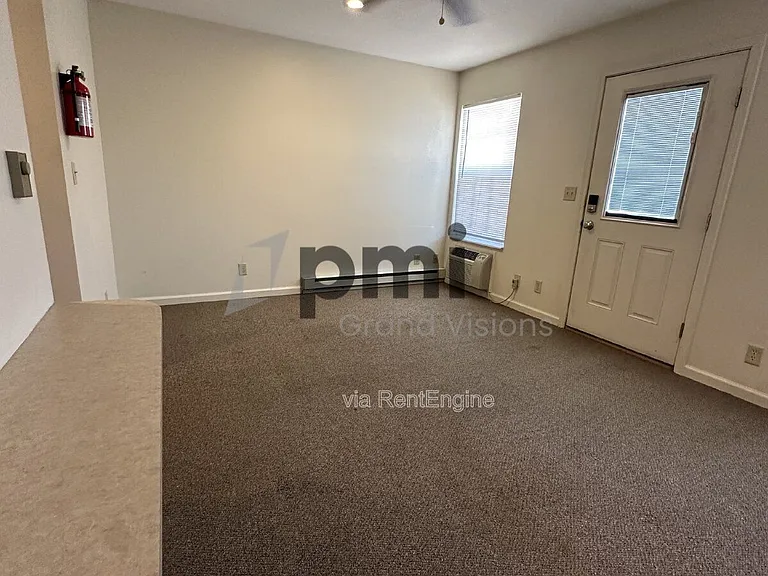 1308 Arthur Ave #8 — Photo 15