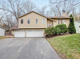 5815 Beachwood Rd, Mound, MN 55364