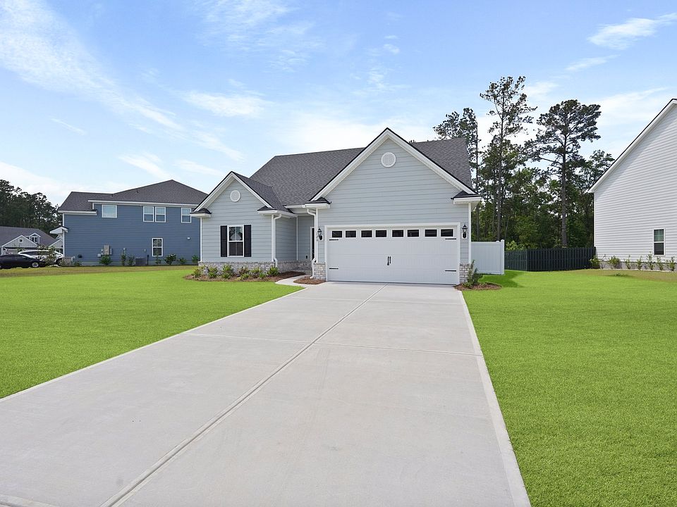Harbor II - Exterior Angled View Ernest Homes