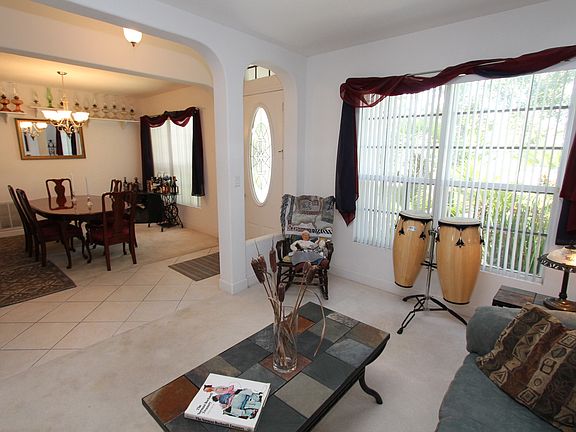 5th image of 2538 Christopher Dr