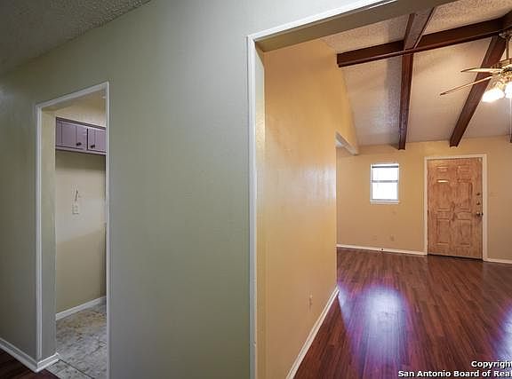 4th image of 4311 Hoeneke Dr