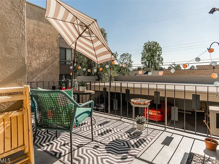 4653 Fulton Ave #10 — Photo 11