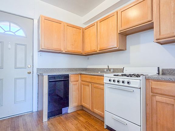 4th image of 1430 W Farwell Ave APT 3S