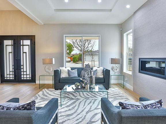 4th image of 20887-89 Dunbar Dr