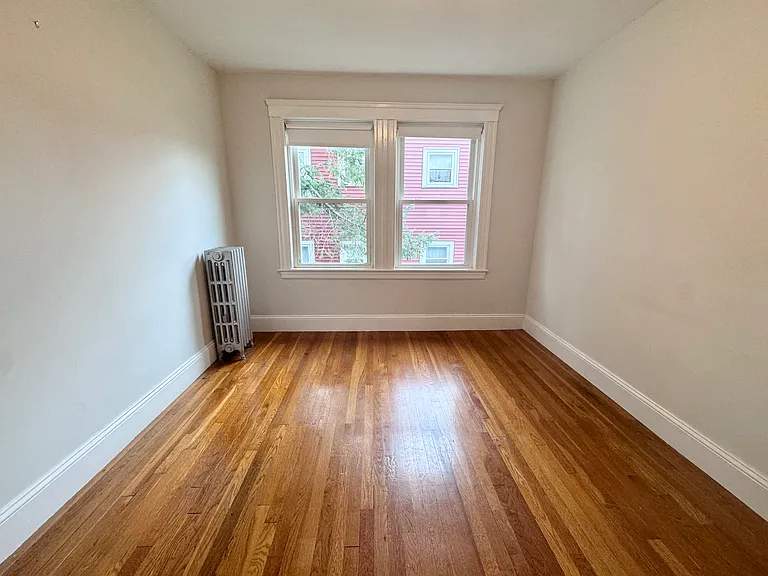 88 Beechcroft St #3 — Photo 13