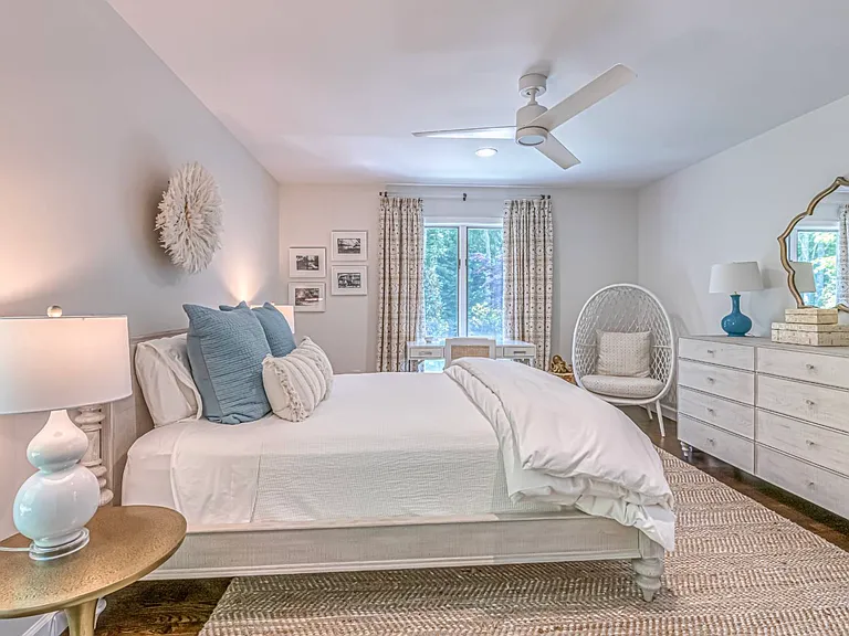 34 Elizabeth Ln — Photo 21