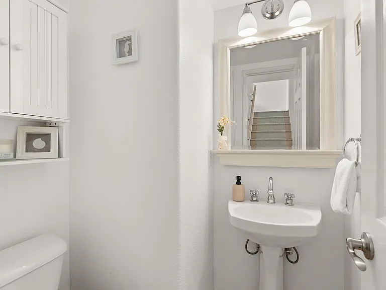 621 Sweet Pea Pl — Photo 23