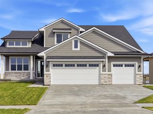 647 SW Cattail Rd, Grimes, IA 50111