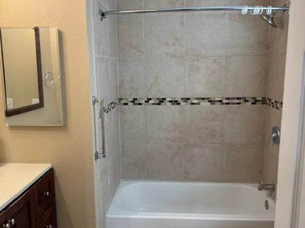 7570 E Sedan Ave, Manteca, CA 95337