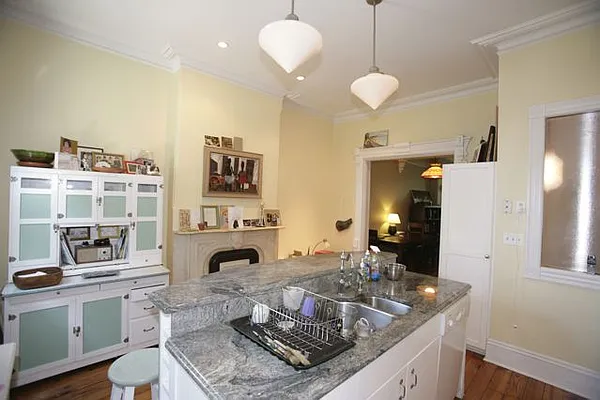 Rented by Garfield Realty  | media 62