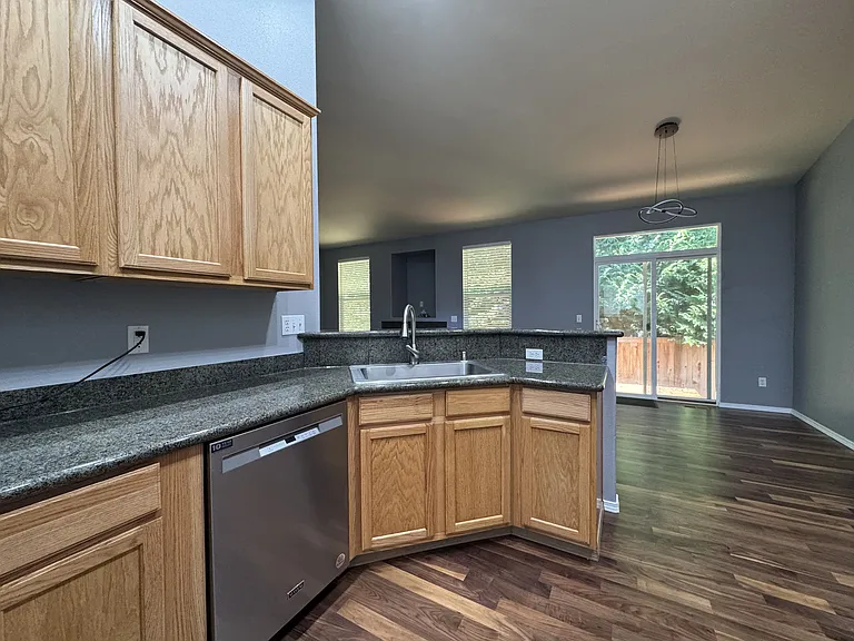 16628 127th Avenue Ct E — Photo 10