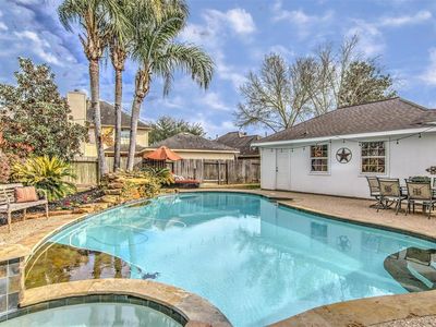 1735 Heddon Falls Dr, Sugar Land, TX, 77479