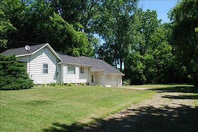 2nd image of 7838 Lewis Ave