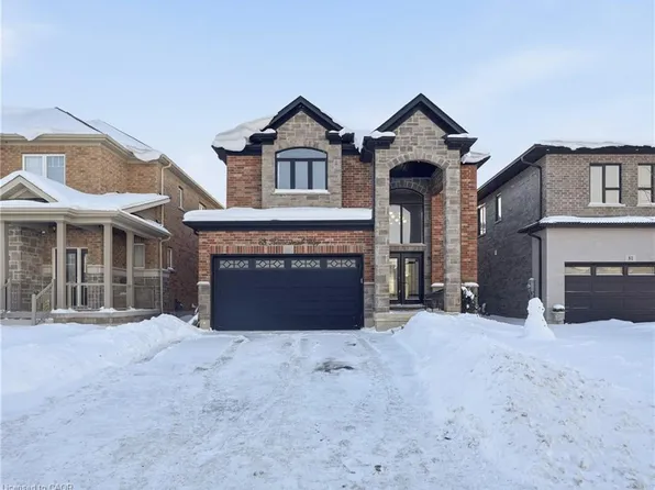 83 Homestead Way, Thorold, ON L2V 0J8