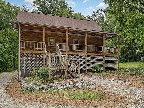 5th image of 305 Ridge Creek Ct