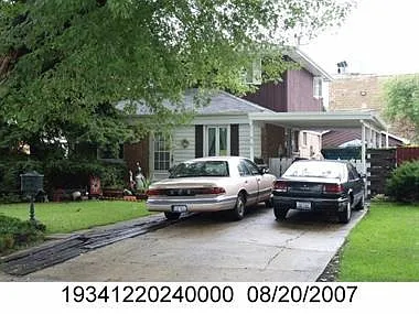 8176 S Keating Ave photo 1