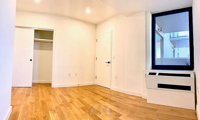 Rented by Zjama Realty Corp | media 11